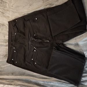 Levi 514 jeans 2 pair